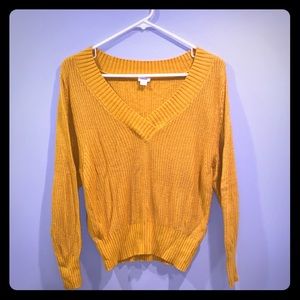 Mustard yellow sweater!